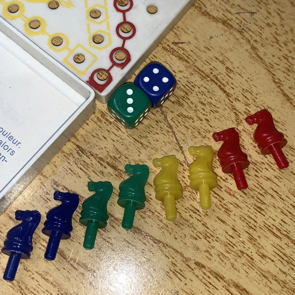 French Jeu De Petits Chevaux  Le Dada Small Horses Cross‎ & Circle Game Gee-Gee